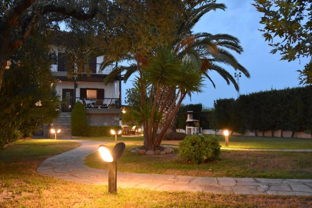 K-Home Villa, Your Enchanting Getaway Пефкохори Экстерьер фото
